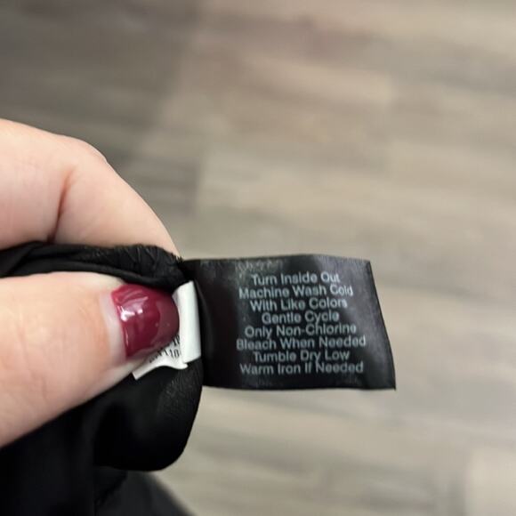 Lane Bryant Black Camisole With Mesh Overlay Hot Pink Embroidery Size 18/20 - Picture 8 of 10